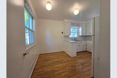 9928 Roseland Street, Livonia, MI 48150 - Photo 5