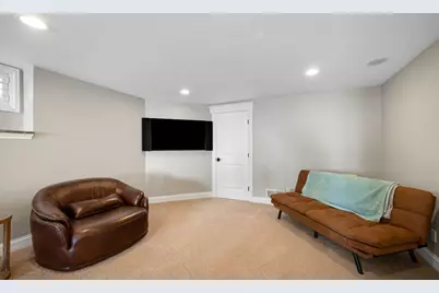 651 Sul Lago S, Benton Harbor, MI 49022 - Photo 51