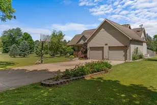1016 Lukesport Rd, Quincy, MI 49082 - Photo 9