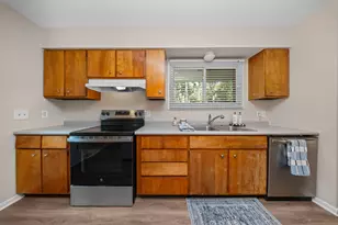 1025 Western Dr, Ann Arbor, MI 48103 - Photo 17