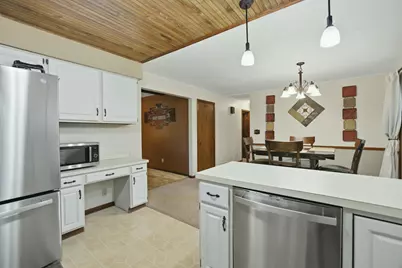 15915 Ryan Drive, Holland, MI 49424 - Photo 9