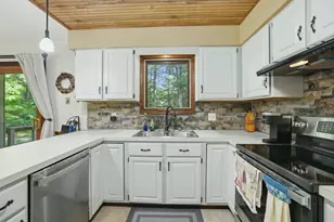 15915 Ryan Dr, Holland, MI 49424 - Photo 7