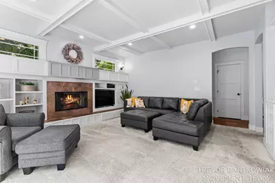 6384 Colorado Court, Norton Shores, MI 49444 - Photo 11