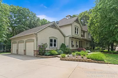 6384 Colorado Court, Norton Shores, MI 49444 - Photo 5