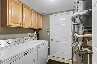 107 S Vista, Auburn Hills, MI 48326 - Photo 19