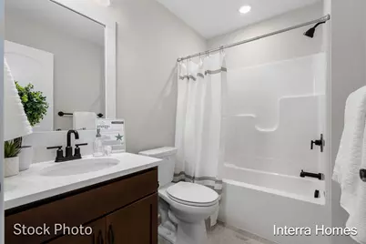 1597 N Village Circle, Kalamazoo, MI 49009 - Photo 5