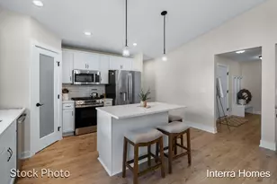 1597 N Village Cir, Kalamazoo, MI 49009 - Photo 9