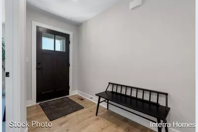1597 N Village Circle, Kalamazoo, MI 49009 - Photo 3