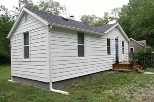 389 Parker Ave, Benton Harbor, MI 49022 - Photo 5