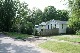 389 Parker Ave, Benton Harbor, MI 49022 - Photo 39