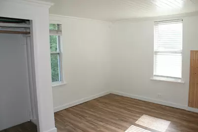 389 Parker Avenue, Benton Harbor, MI 49022 - Photo 23