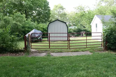 389 Parker Avenue, Benton Harbor, MI 49022 - Photo 7