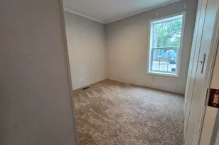 638 Courtland Ln, Muskegon, MI 49442 - Photo 13