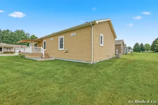 5610 Kingsley Dr NE, Rockford, MI 49341 - Photo 35