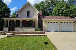 211 Forest, Marshall, MI 49068 - Photo 1