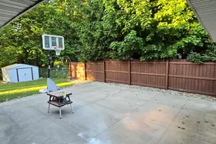 211 Forest St, Marshall, MI 49068 - Photo 11