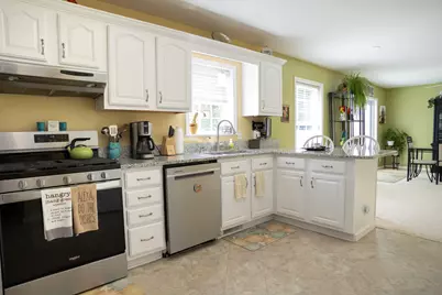 1109 Meadowsweet Lane, Vicksburg, MI 49097 - Photo 5