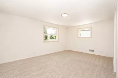 2490 Strathmore Street, Kalamazoo, MI 49009 - Photo 11