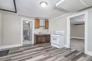 6225 Middlesex St, Dearborn, MI 48126 - Photo 9