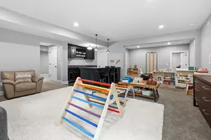 8352 Vinewood Point, Mattawan, MI 49071 - Photo 45