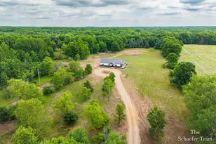 5227 S Johnson Rd, Greenville, MI 48838 - Photo 3