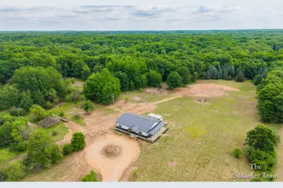 5227 S Johnson Road, Greenville, MI 48838 - Photo 25