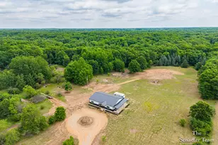 5227 S Johnson Rd, Greenville, MI 48838 - Photo 25