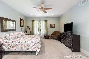 945 Kensington St NW, Grand Rapids, MI 49534 - Photo 13