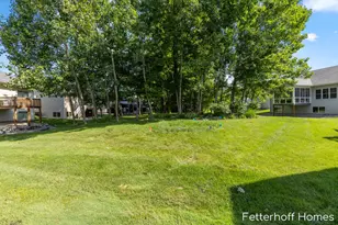 945 Kensington St NW, Grand Rapids, MI 49534 - Photo 29