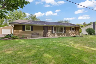 216 Lake Hills Drive, Concord, MI 49237 - Photo 3