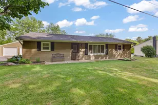 216 Lake Hills Dr, Concord, MI 49237 - Photo 3