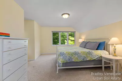 12464 S Sand Beach Drive, Grant, MI 49327 - Photo 11