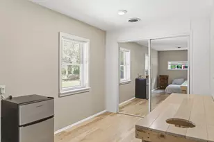 2718 Coloma Rd, Benton Harbor, MI 49022 - Photo 29