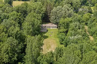 2718 Coloma Rd, Benton Harbor, MI 49022 - Photo 53