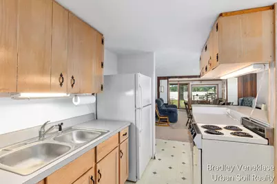 12452 S Sand Beach Drive, Grant, MI 49327 - Photo 7