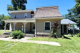 315 N Maple St, Marcellus, MI 49067 - Photo 1
