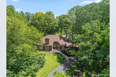 1860 Beard Drive SE, Grand Rapids, MI 49546 - Photo 11