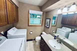 2025 Walker Ave NW, Grand Rapids, MI 49504 - Photo 5