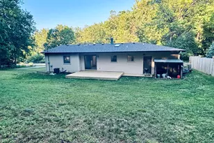 2025 Walker Ave NW, Grand Rapids, MI 49504 - Photo 15