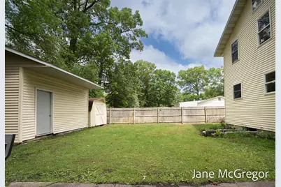55 S Dengler Road, Muskegon, MI 49442 - Photo 5