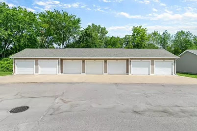 1407 Millbrook Trail, Ann Arbor, MI 48108 - Photo 21