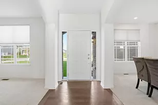 430 Pineway Dr, Ann Arbor, MI 48103 - Photo 3