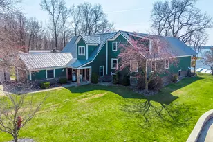 1064 Bayview Dr, Coldwater, MI 49036 - Photo 3