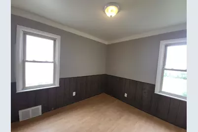 22820 Teppert Avenue, Eastpointe, MI 48021 - Photo 7