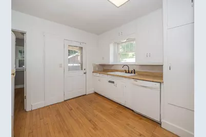 2127 W Main Street, Kalamazoo, MI 49006 - Photo 9
