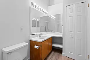 31008 Country Bluff, Farmington, MI 48331 - Photo 29