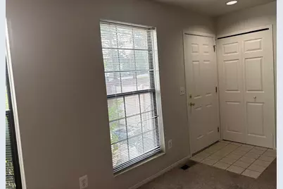 31008 Country Bluff, Farmington, MI 48331 - Photo 33