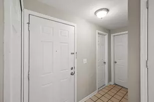 3077 Turnberry Ln, Ann Arbor, MI 48108 - Photo 5