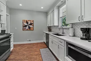 382 E 3rd St, Pentwater, MI 49449 - Photo 13