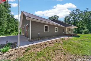 10337 Schow Rd, Holton, MI 49425 - Photo 3